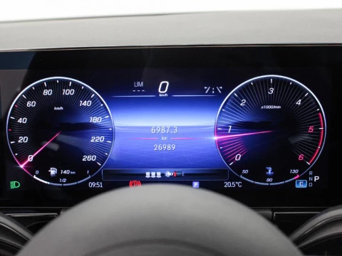 Mercedes-Benz GLA 2.0 GLA 200 D DCT 150 5P