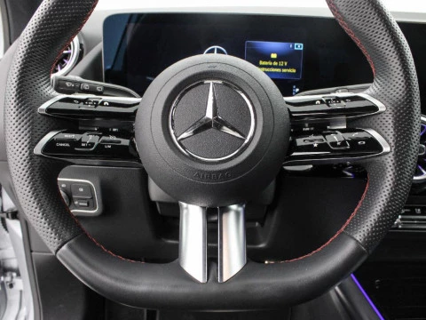 Mercedes-Benz GLA 2.0 GLA 200 D DCT 150 5P