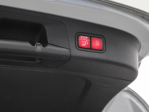 Mercedes-Benz GLA 2.0 GLA 200 D DCT 150 5P