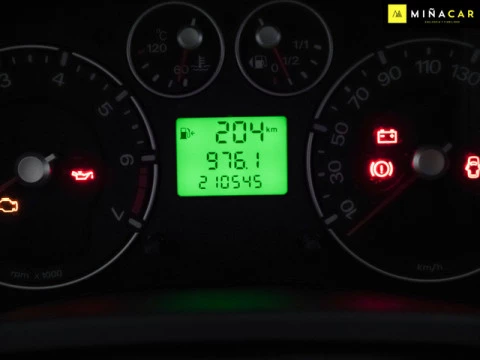 Ford Fiesta 1.3 Ambiente 51 kW (70 CV)