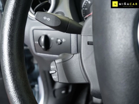 Ford Fiesta 1.3 Ambiente 51 kW (70 CV)