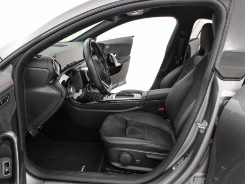 Mercedes-Benz CLA CLA 200 MHEV DCT 163 4P