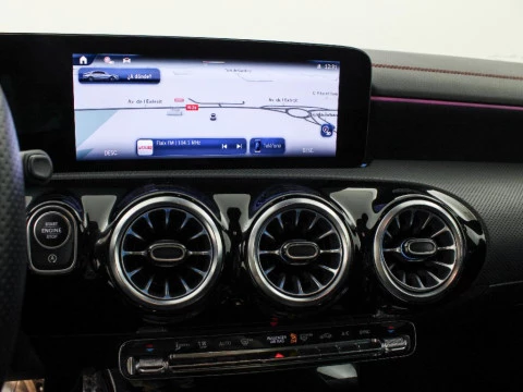 Mercedes-Benz CLA CLA 200 MHEV DCT 163 4P