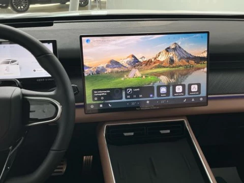 EBRO S900 PHEV 1.5 TGDI 3DHT 4X4 Luxury