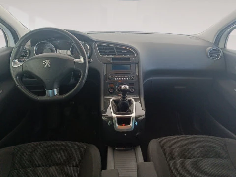 Peugeot 5008 Style 1.2 PureTech 130 S&S