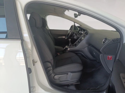 Peugeot 5008 Style 1.2 PureTech 130 S&S