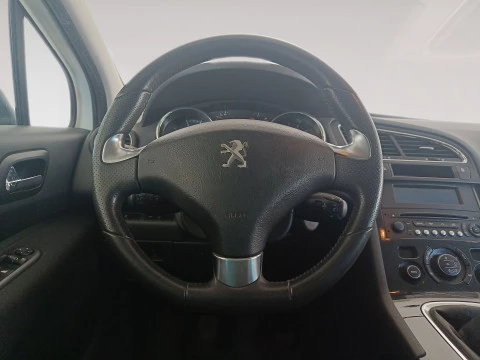 Peugeot 5008 Style 1.2 PureTech 130 S&S