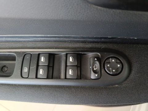 Peugeot 5008 Style 1.2 PureTech 130 S&S