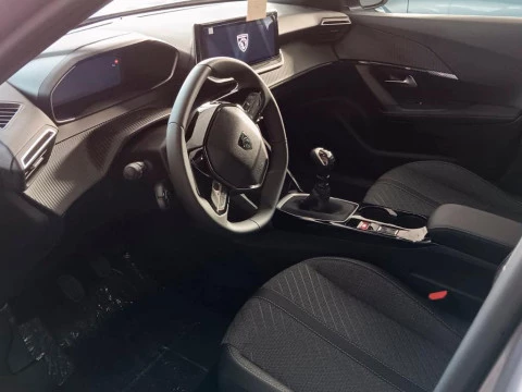 Peugeot 2008 1.2 GASOLINA 100 S&S ALLURE 5P