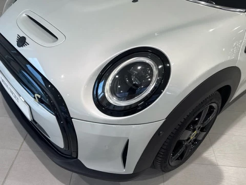 MINI Cooper  SE 135 kW (184 CV)