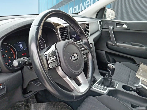 Kia Sportage 1.6 MHEV Business 100kW (136CV) 4x4