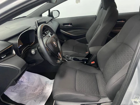 Toyota Corolla 1.8 125H ACTIVE TECH E-CVT