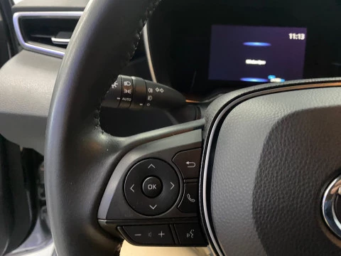 Toyota Corolla 1.8 125H ACTIVE TECH E-CVT