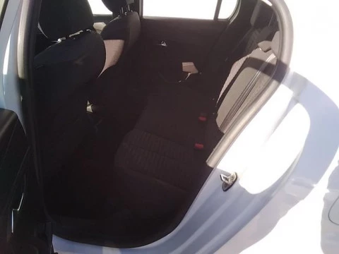 Peugeot 208 BlueHDi 73kW (100CV) Active