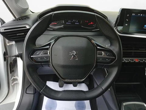 Peugeot 208 BlueHDi 73kW (100CV) Active