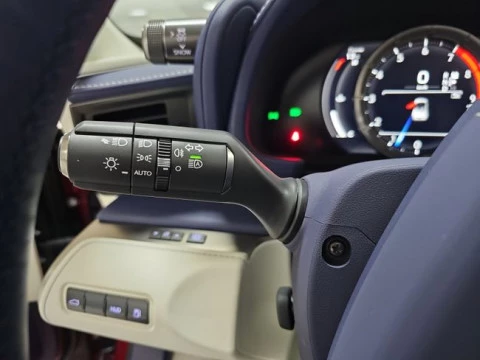 Lexus LC 5.0 V8 Bespoke Cabrio