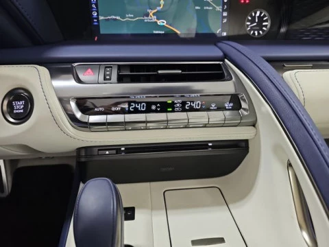 Lexus LC 5.0 V8 Bespoke Cabrio