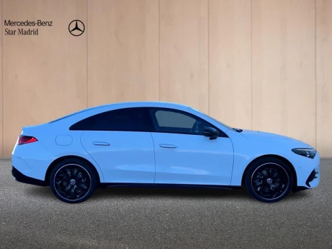 Mercedes-Benz CLA  250+ con tecnologia EQ