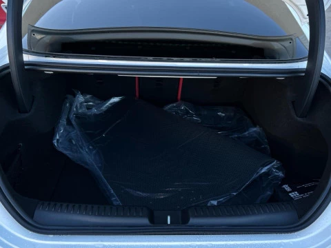 Mercedes-Benz CLA  250+ con tecnologia EQ