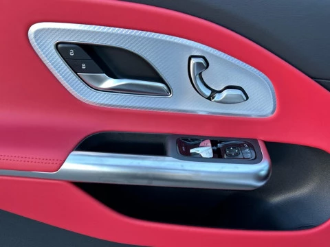 Mercedes-Benz CLA  250+ con tecnologia EQ