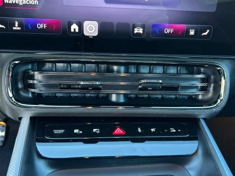 Mercedes-Benz CLA  250+ con tecnologia EQ