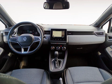 Renault Clio 1.6 E-TECH TECHNO 5P