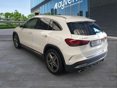Mercedes-Benz GLA GLA 200 D