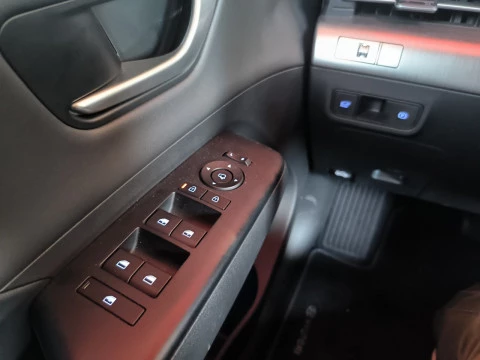 Hyundai Kona EV 160kW 65kWh Tecno 2C