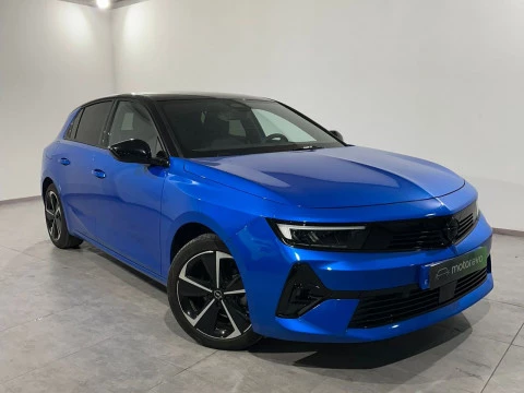 Opel Astra 1.2T XHT GS