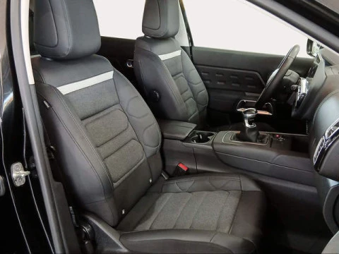 Citroën C5 Aircross PureTech 130 S&S Plus 96 kW (131 CV)