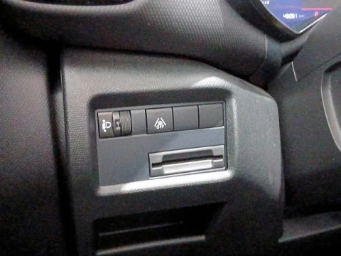 Citroën C5 Aircross PureTech 130 S&S Plus 96 kW (131 CV)