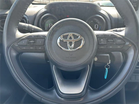 Toyota Yaris Cross 120H Business Plus