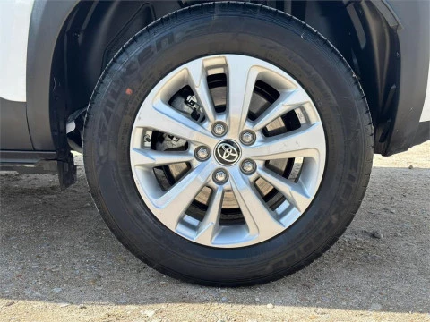 Toyota Yaris Cross 120H Business Plus