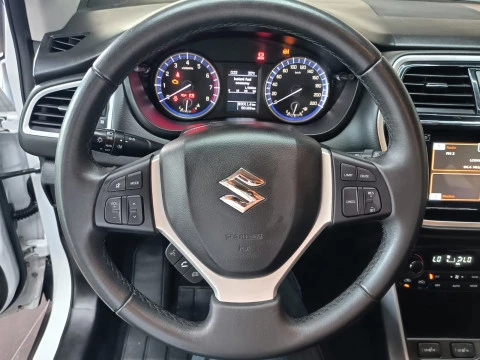 Suzuki SX4 S-Cross 1.0 DITC GLE