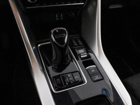 Mitsubishi Eclipse Cross 2.4 PHEV MOTION AUTO 4WD 188 5P