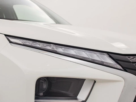 Mitsubishi Eclipse Cross 2.4 PHEV MOTION AUTO 4WD 188 5P