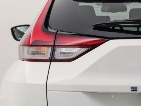 Mitsubishi Eclipse Cross 2.4 PHEV MOTION AUTO 4WD 188 5P