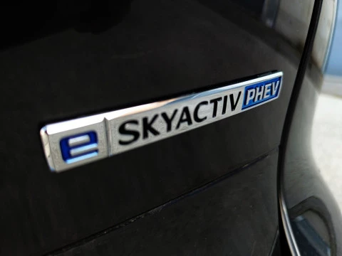 Mazda CX-60 2.5 E-SKYACTIV PHEV EXCLUSIVE-L AUTO AWD 5P