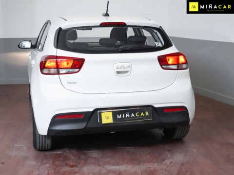 Kia Rio 1.2 DPi Concept 62 kW (84 CV)