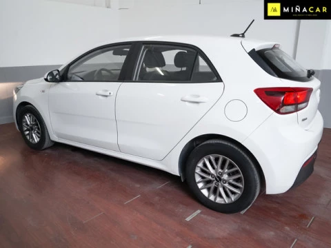 Kia Rio 1.2 DPi Concept 62 kW (84 CV)