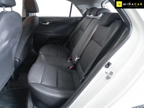 Kia Rio 1.2 DPi Concept 62 kW (84 CV)