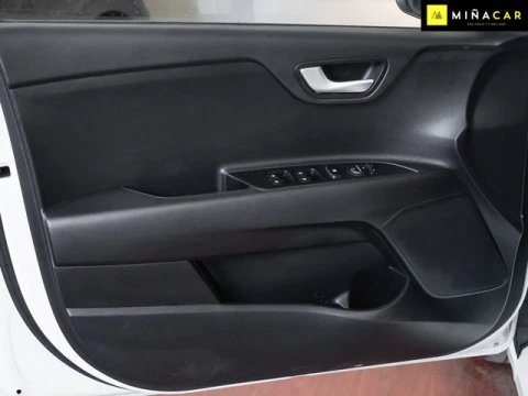 Kia Rio 1.2 DPi Concept 62 kW (84 CV)