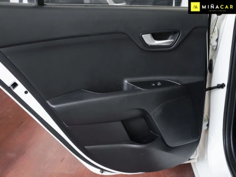 Kia Rio 1.2 DPi Concept 62 kW (84 CV)