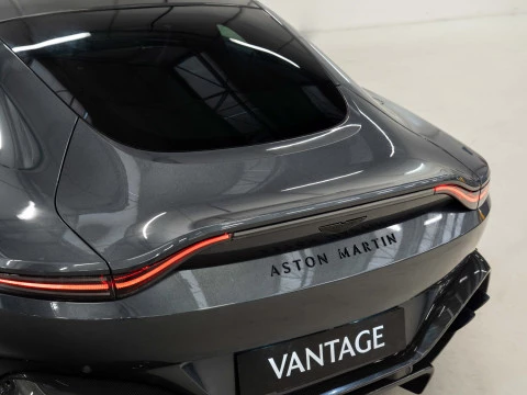 Aston Martin Vantage Coupe