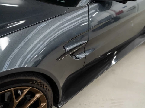 Aston Martin Vantage Coupe