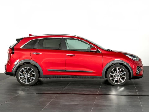 Kia Niro 1.6 GDi HEV 104kW (141CV) Emotion Kia Niro 1.6 GDi HEV 104kW (141CV) Emotion