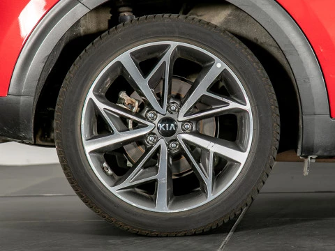 Kia Niro 1.6 GDi HEV 104kW (141CV) Emotion Kia Niro 1.6 GDi HEV 104kW (141CV) Emotion