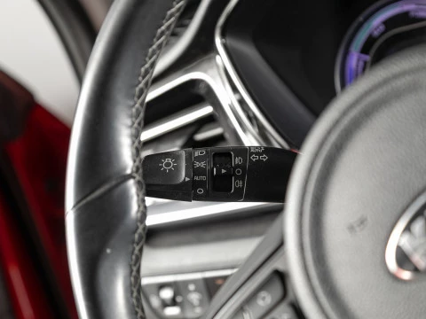 Kia Niro 1.6 GDi HEV 104kW (141CV) Emotion Kia Niro 1.6 GDi HEV 104kW (141CV) Emotion