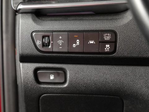 Kia Niro 1.6 GDi HEV 104kW (141CV) Emotion Kia Niro 1.6 GDi HEV 104kW (141CV) Emotion