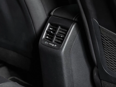 Kia Niro 1.6 GDi HEV 104kW (141CV) Emotion Kia Niro 1.6 GDi HEV 104kW (141CV) Emotion